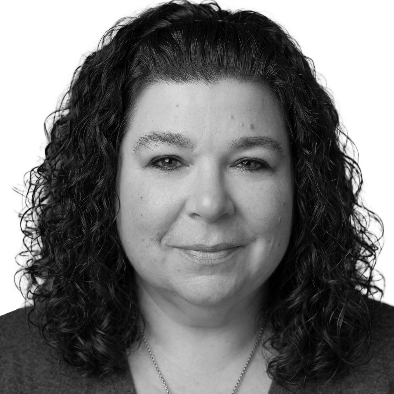 Lisa Curbow Headshot